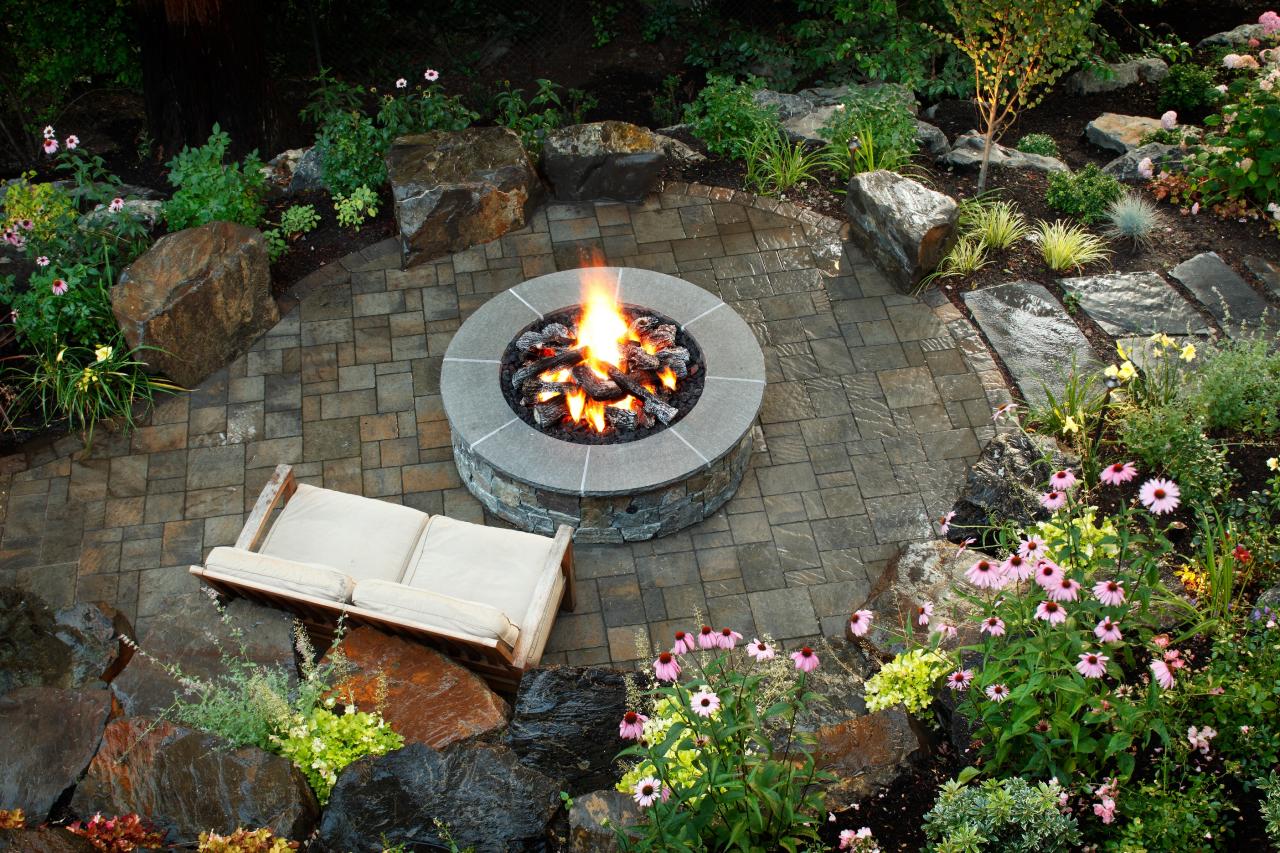 30 best ideas for backyard fireplace and pergolas