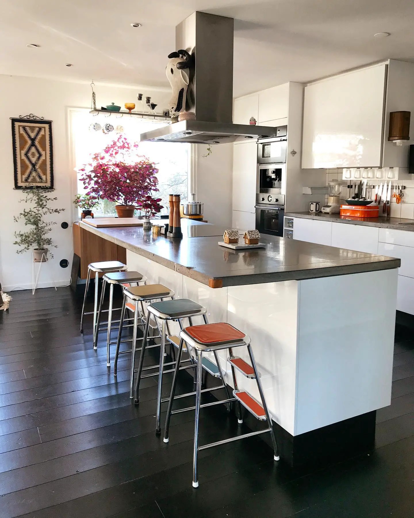 Black Wooden Floors in Kitchens Timeless Elegance and Versatility