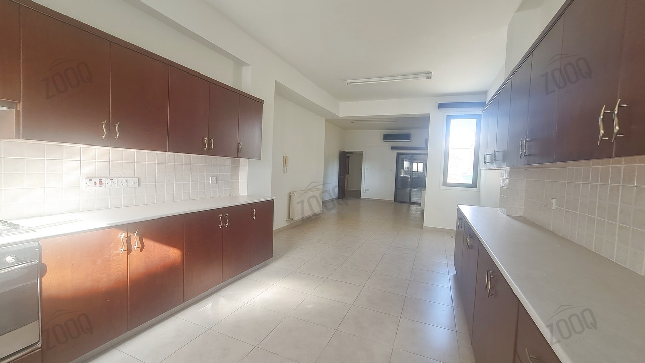 5 Bedroom House For Rent In Lakatamia LivingInCy