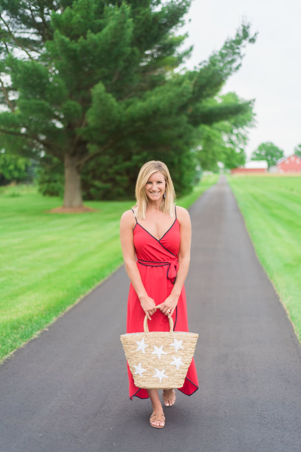 Living in Yellow Fashion + Lifestyle Blog