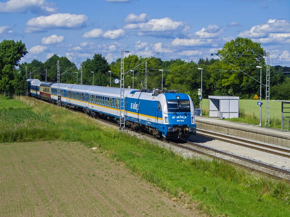 Guide to rail transport in Germany — Germany train guide & How to