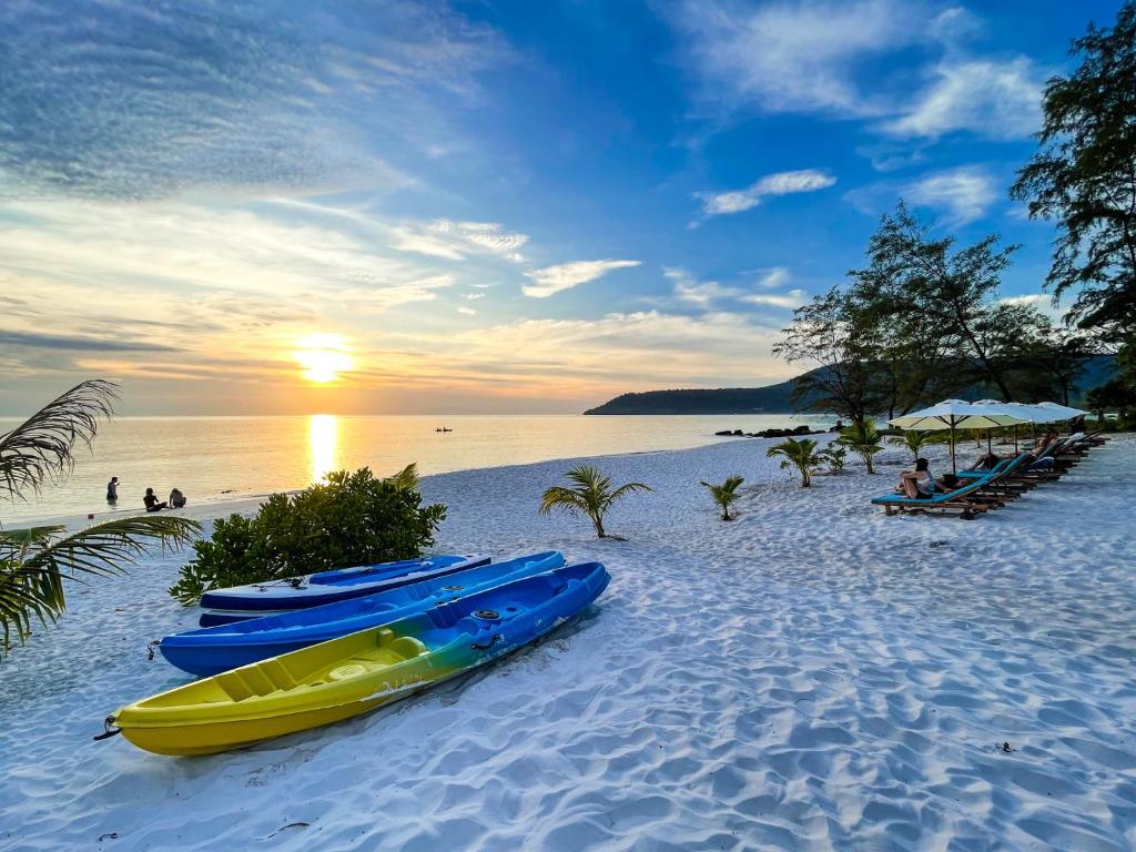 long set beach koh rong Living + Nomads Travel tips, Guides, News