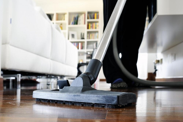 Can You Vacuum Hardwood Floors? Living Pristine