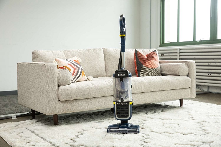 Stick Vacuum Vs Upright Vacuum What You Need To Know