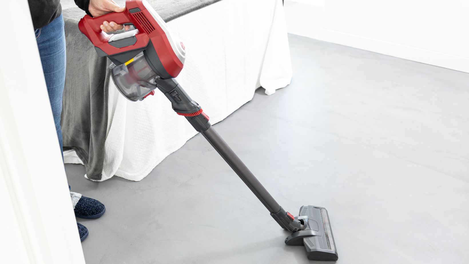 Samsung Jet 75 Vs Dyson A Comparative Analysis of Powerful Vacuum Cleaners Living Pristine