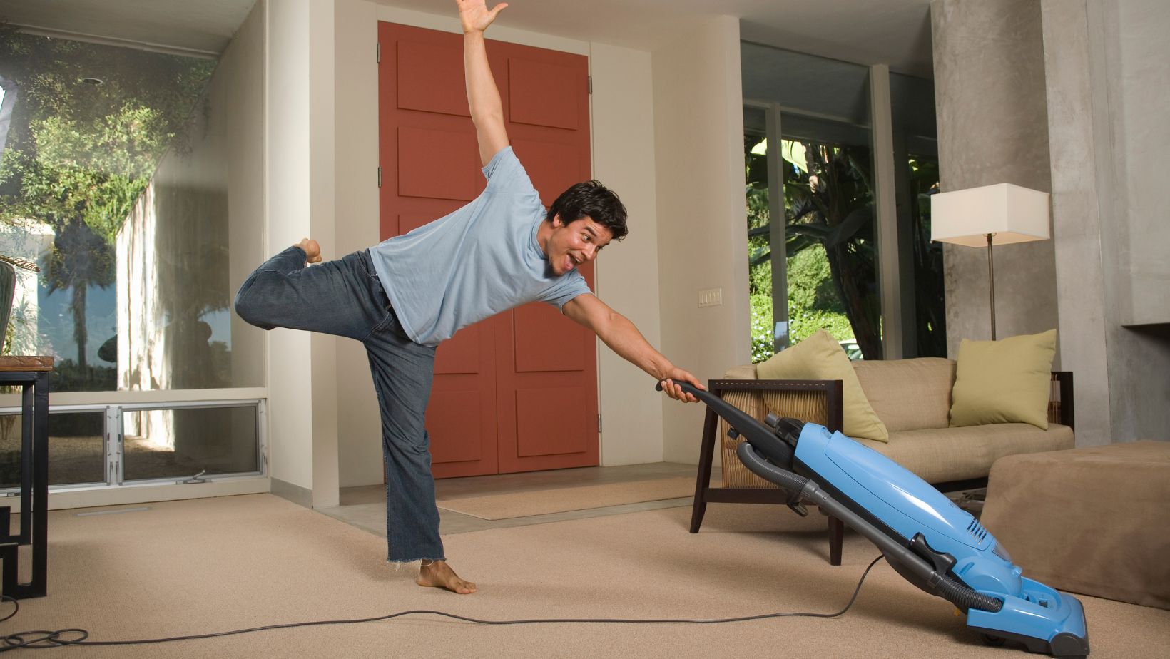 The Design Of Shark Duoclean Powered Liftaway Speed Upright Vacuum