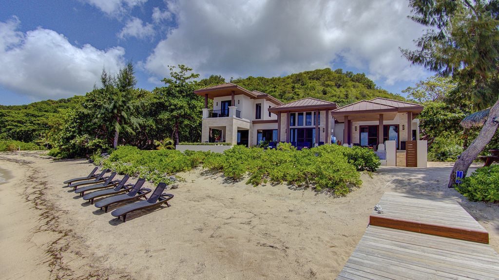 Gallery Living Waters Camp Bay Beach, Eco Luxury Lodge in Roatan