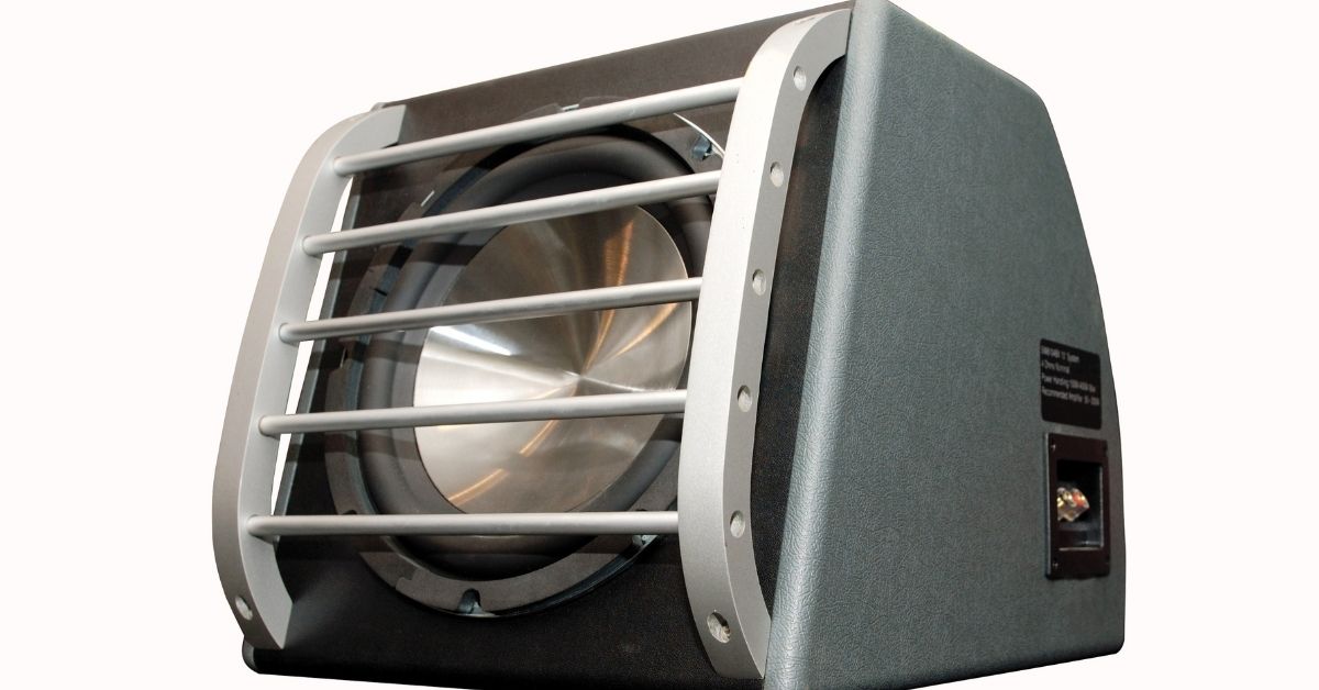 13 Best Powered Speakers for Live Bands LIV Technical