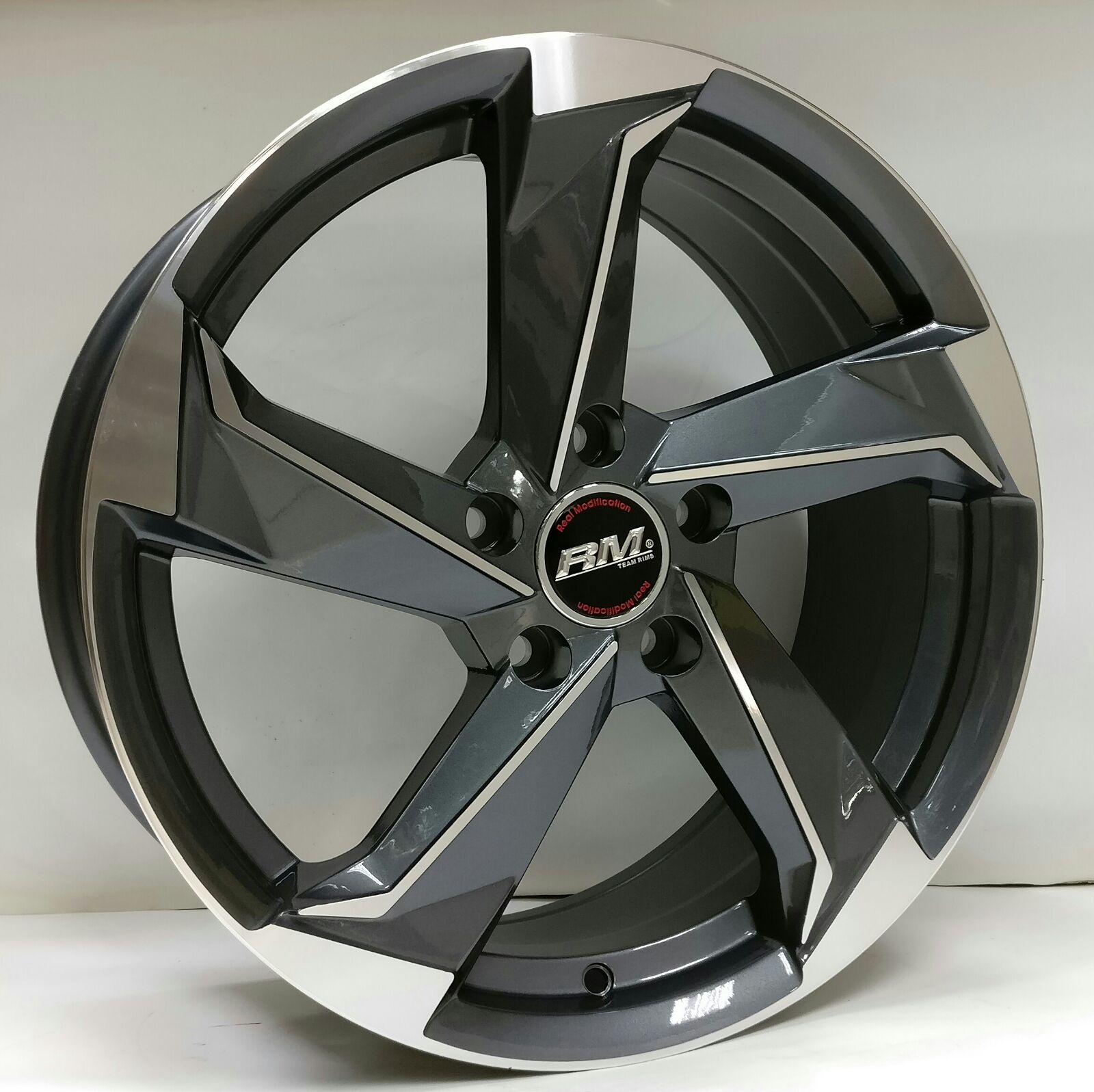 19″ 5×114.3 Designer Rims LK Performance Centre