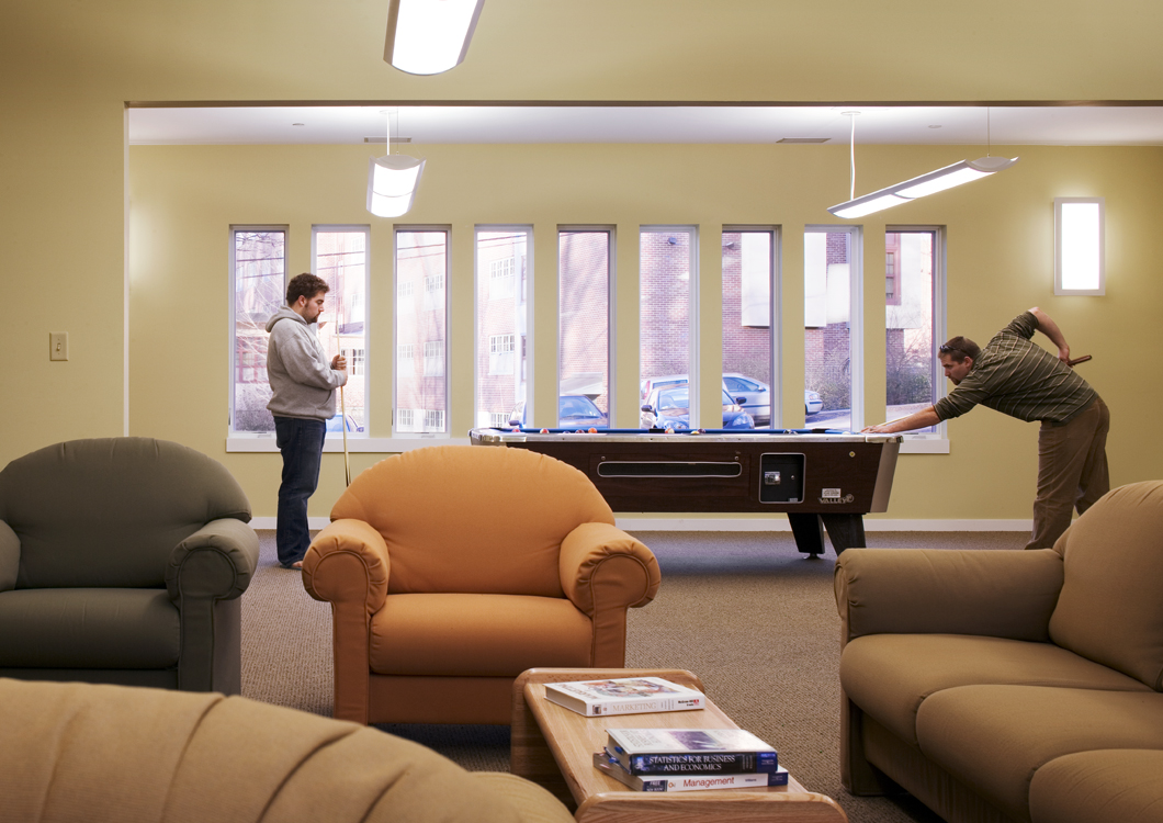 ZBT Fraternity House at University of Rhode Island « LLB Architects