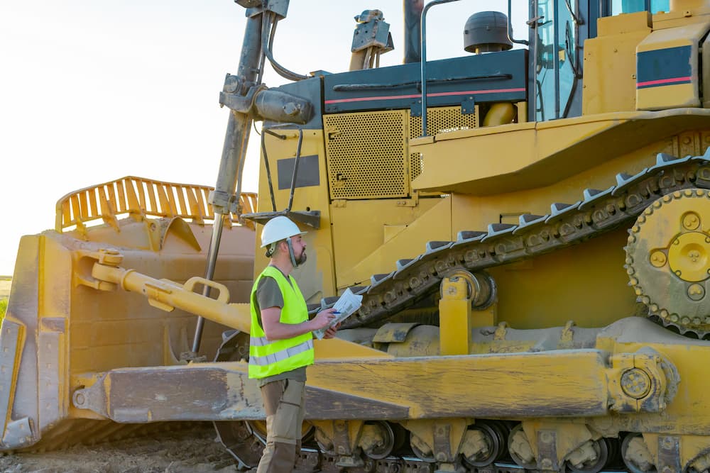 Heavy Equipment Maintenance Software LLumin CMMS+