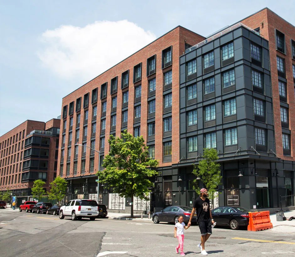 Eagle Gallery 33 eagle street greenpoint brooklyn