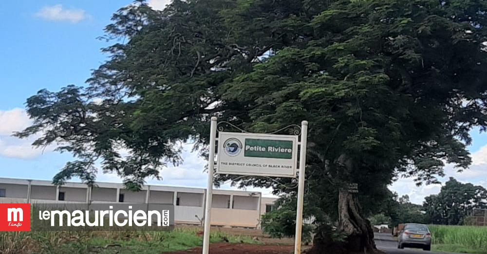 PetiteRivière Chute d’un 4×4 de la police Le constable Latour