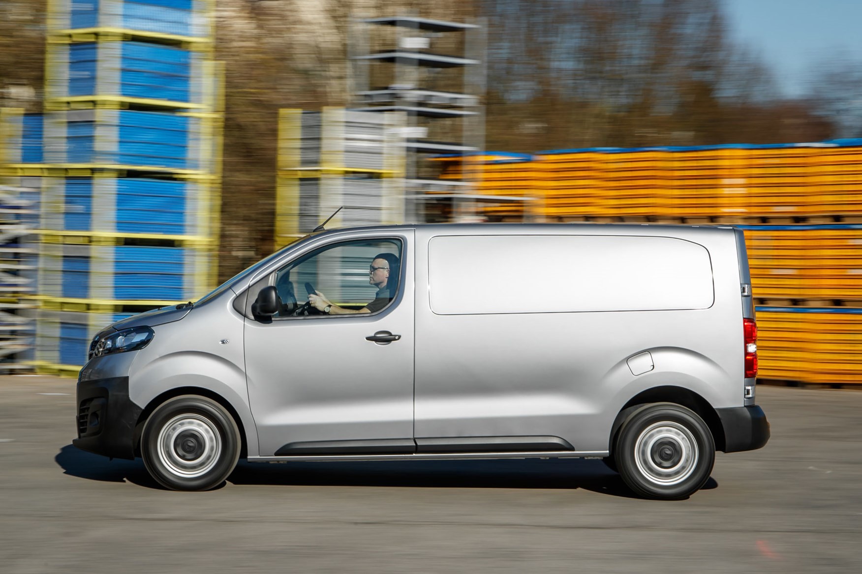 Vauxhall Vivaro Van Review All Specs 2024
