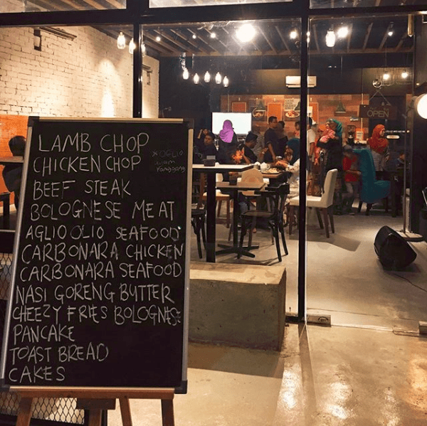 6 Kafe Ada Live Bands Terbaik di Kuala Lumpur dan Lembah Klang! Lobak