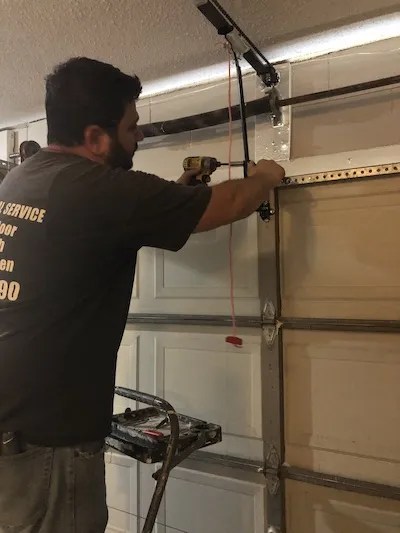 2020 The Best Garage Door Repair. Free Estimates Available.
