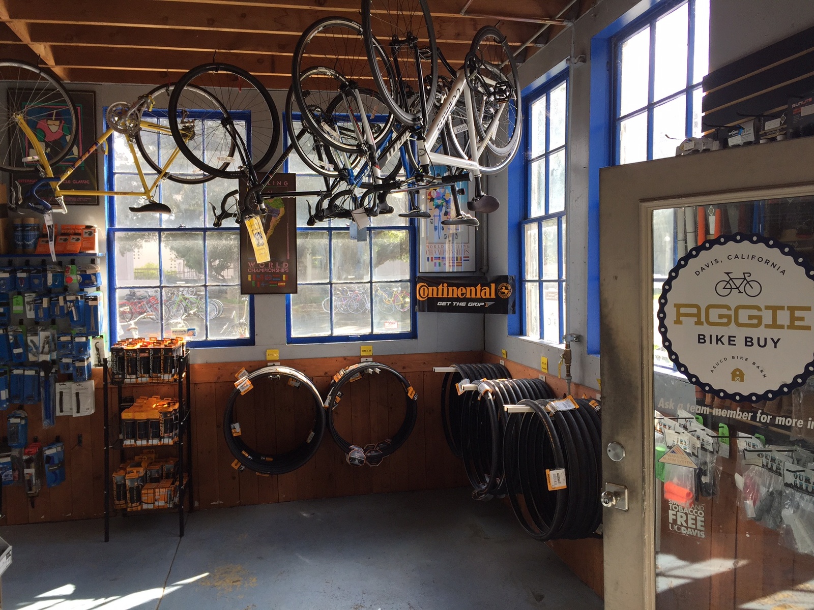 Information about "IMG_0677.JPG" on bike barn Davis LocalWiki