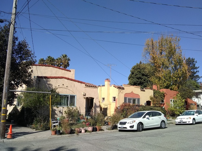 Pleasant Valley Court Oakland LocalWiki