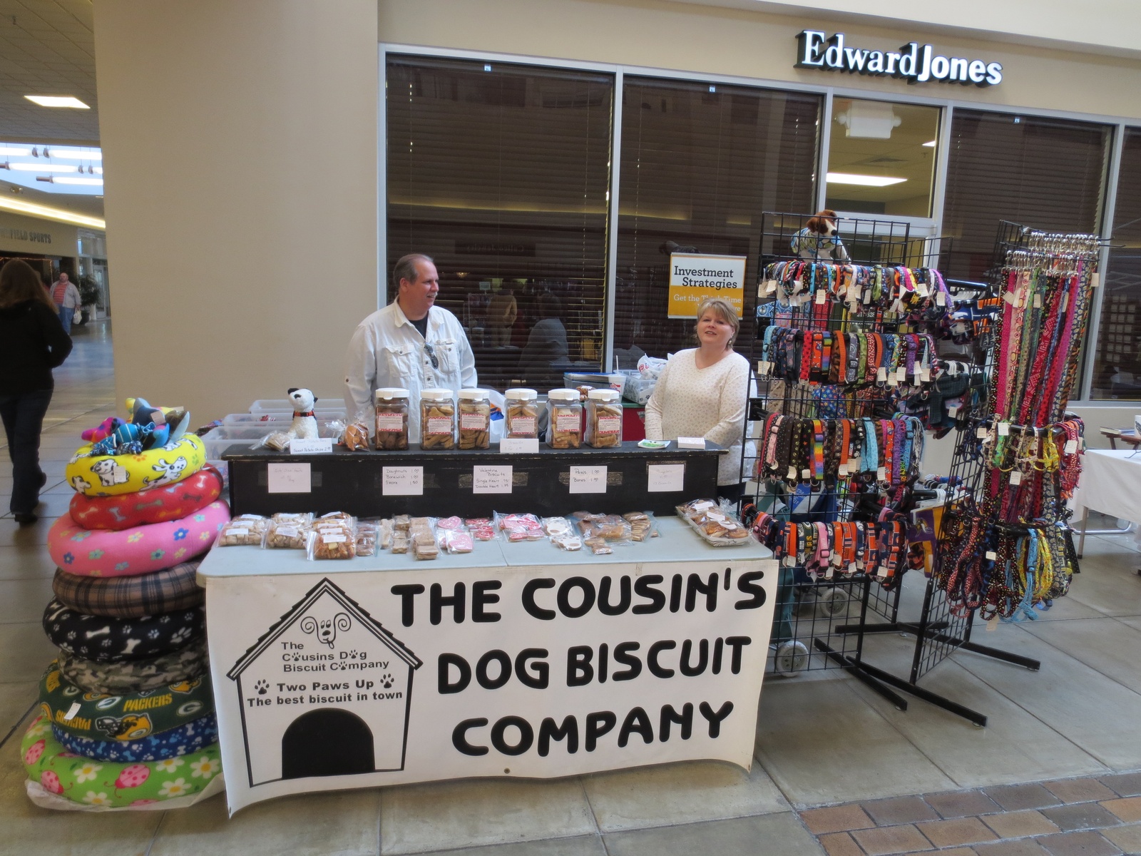 Information about "The Cousin's Dog Biscuit Company.JPG" on middle