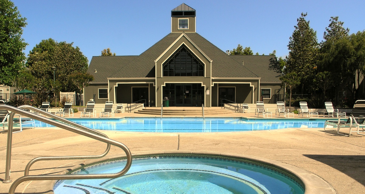 Information about "tgaPool5.jpg" on tanglewood Davis LocalWiki