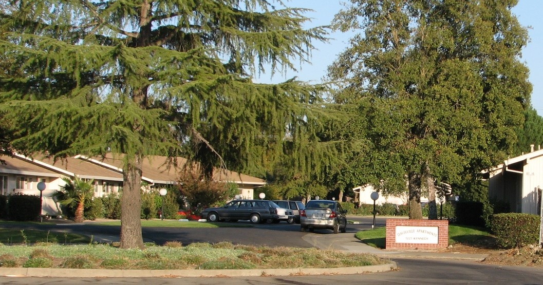 Information about "Davisville_Apartments.JPG" on davisville apartments