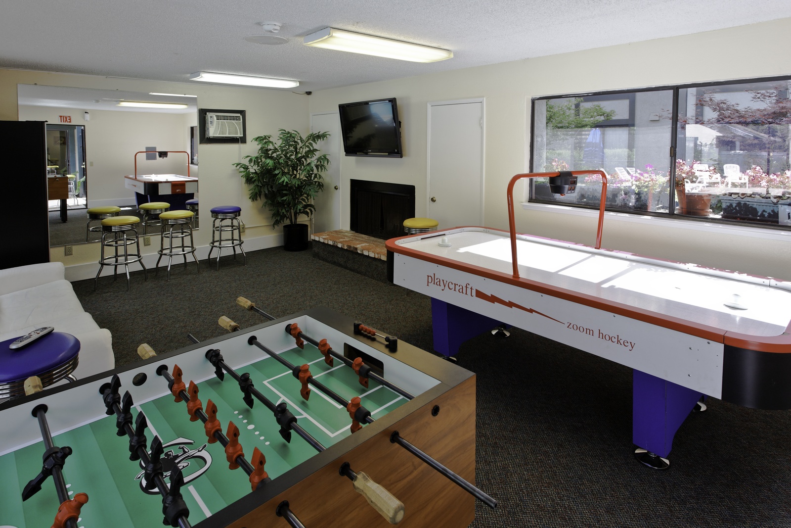 Information about "GameRoom1.jpg" on the trees apartments Davis