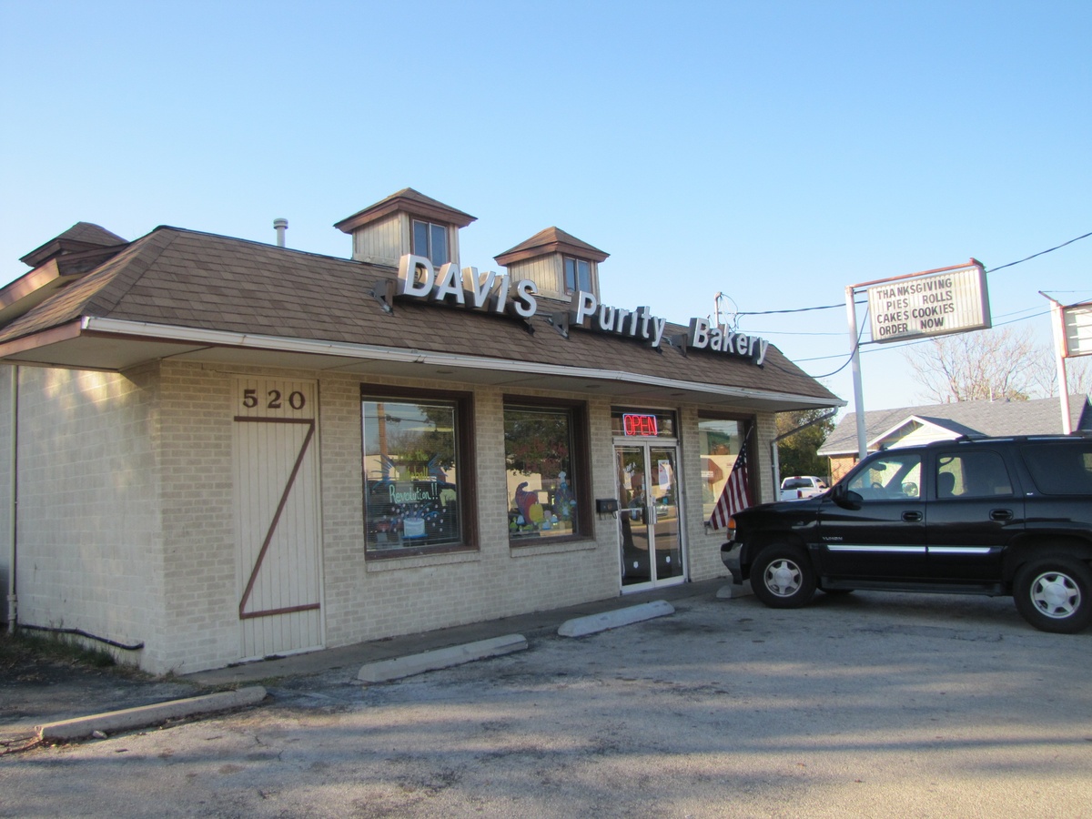 Information about "IMG_1576.JPG" on davis purity bakery Denton LocalWiki
