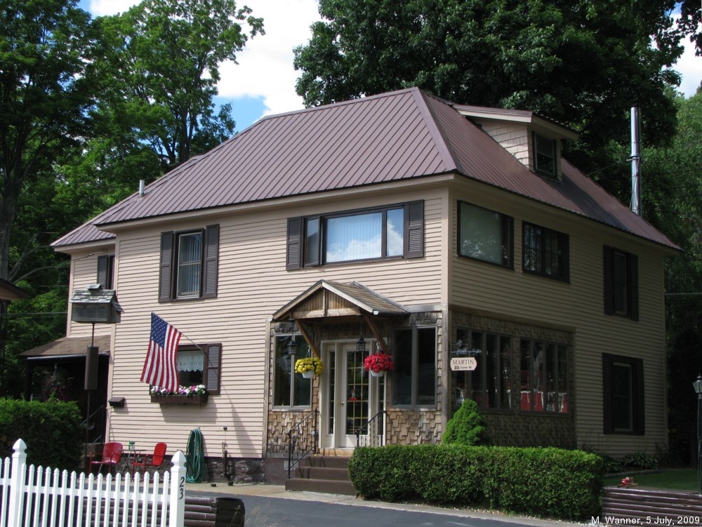 Information about "Four Maples Cure Cottage.jpg" on circle street