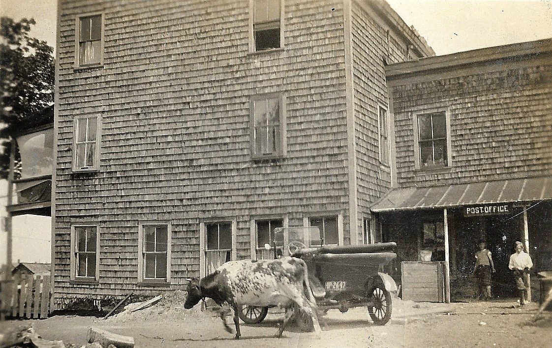 Information about "Derrick Post Office.jpg" on derrick Historic
