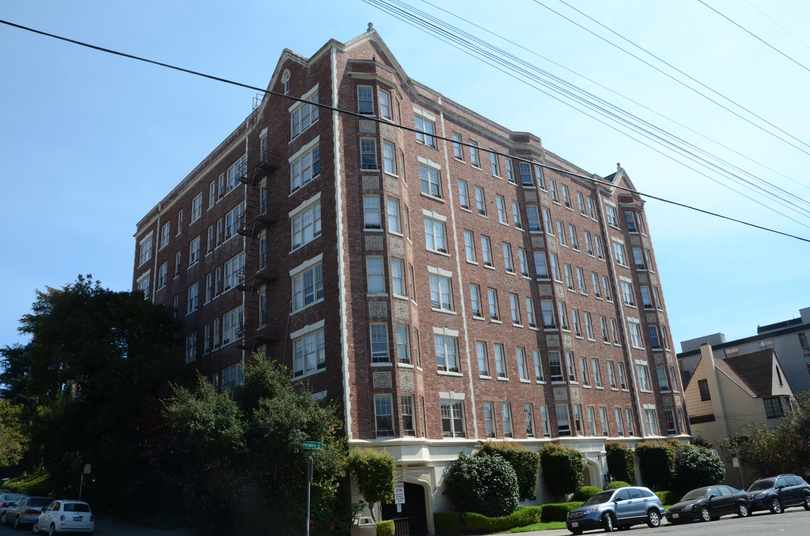 Information about "DSC_2990.JPG" on mayfair apartments Oakland LocalWiki