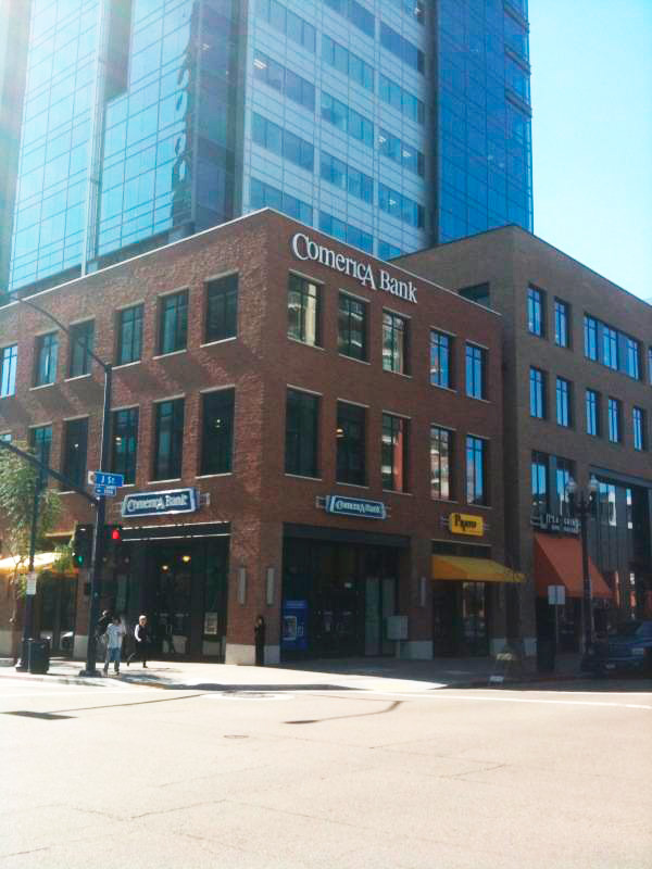 Diamond View Tower Comerica