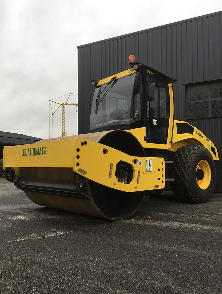 Compactage ROULEAU VIBRANT MONOCYLINDRE V3