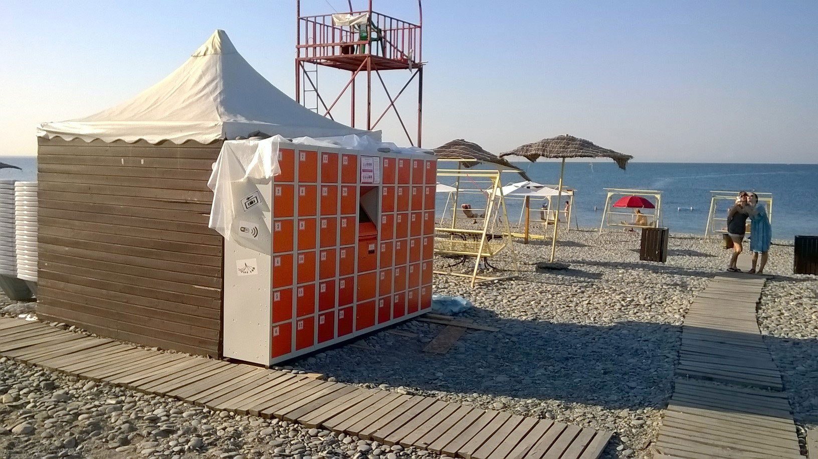 Beach lockers