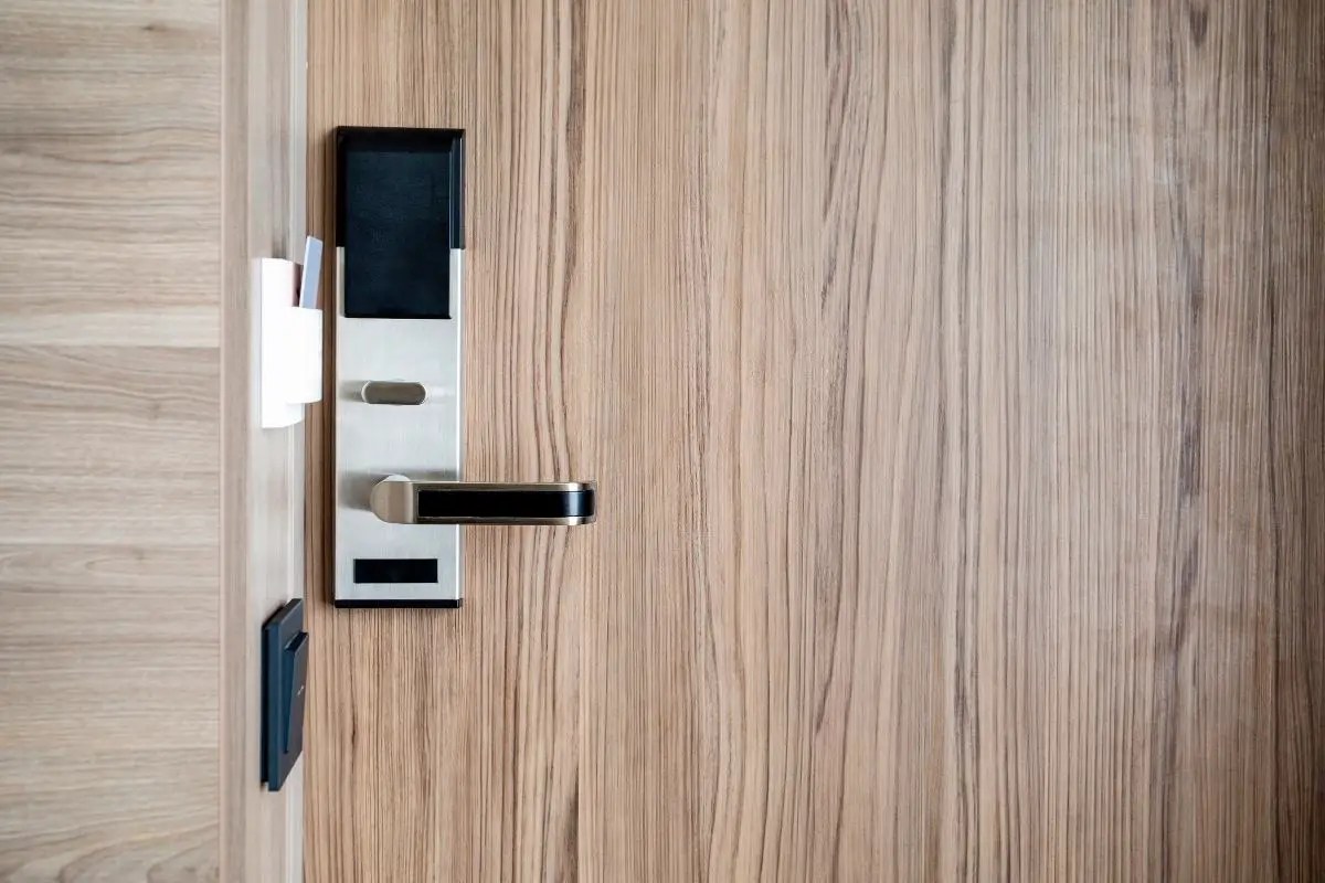 Can You Put Keyless Lock on a Storm Door? Locks Buddy