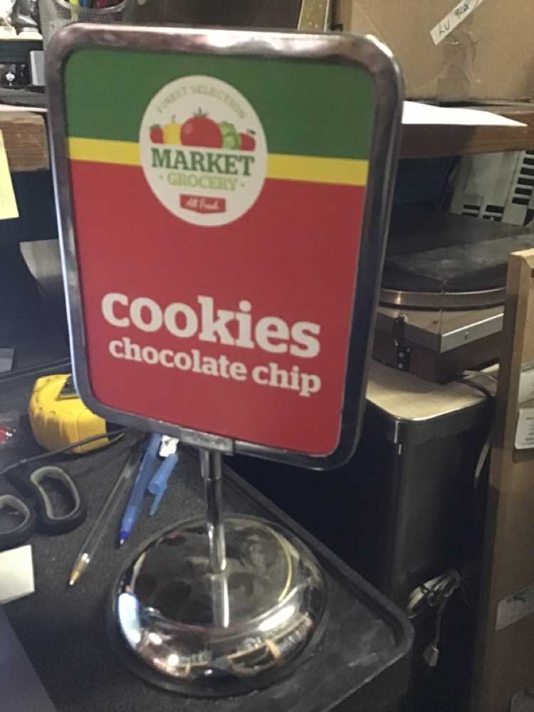 Chrome Metal Table Top Sign Holder