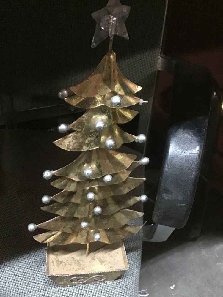Gold Metal Christmas Tree With Silver Balls