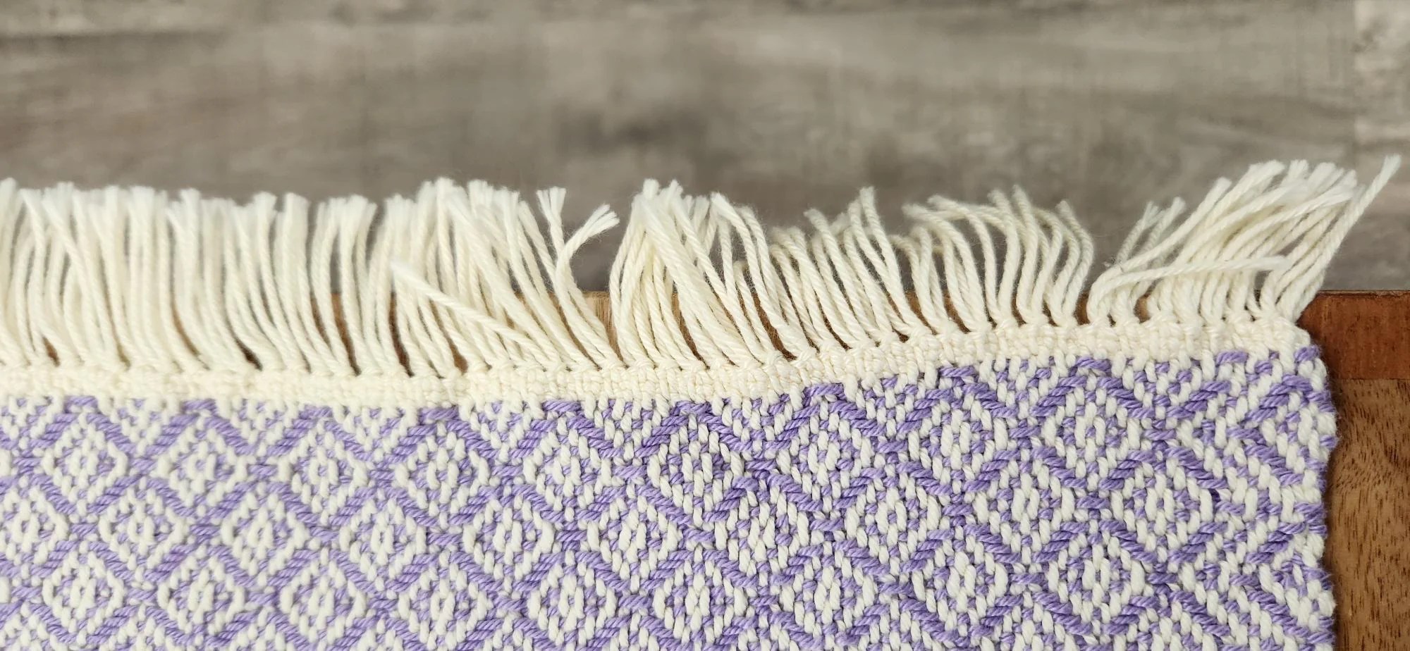 Cuddly Diamond Sky Blanket Kit 2 Blankets Same Warp, Two Weft Colo