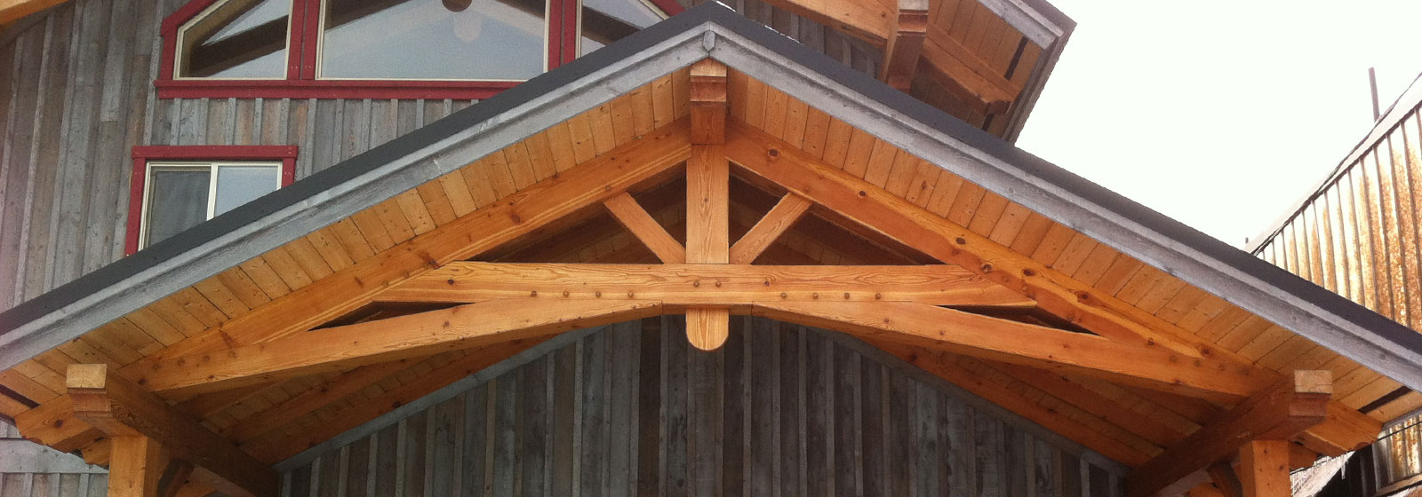 Log & Timber Works Handcrafted Log and Timberframe Structures