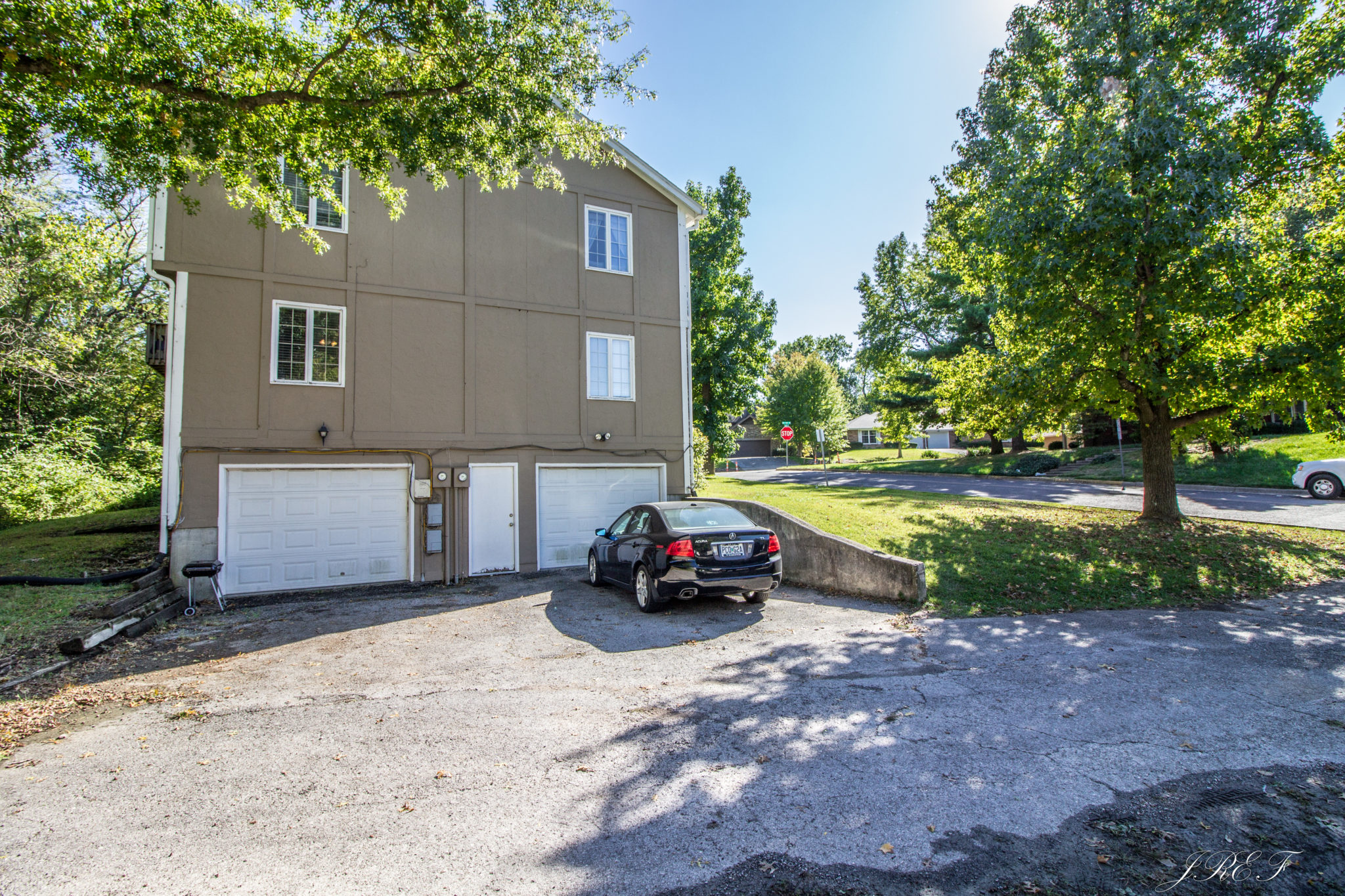 03 Log Hill Properties