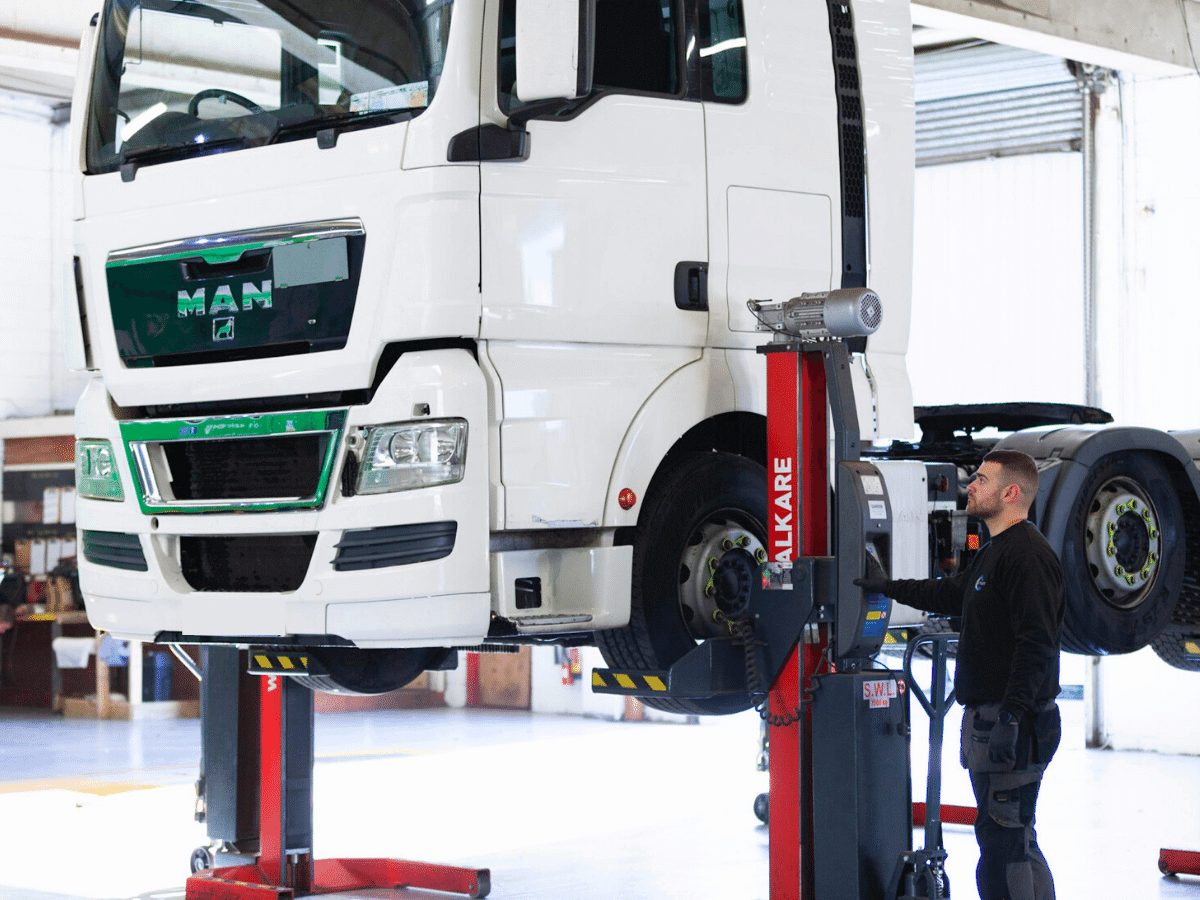Truck Repair Services in Tallaght Logic Fleet Commercials