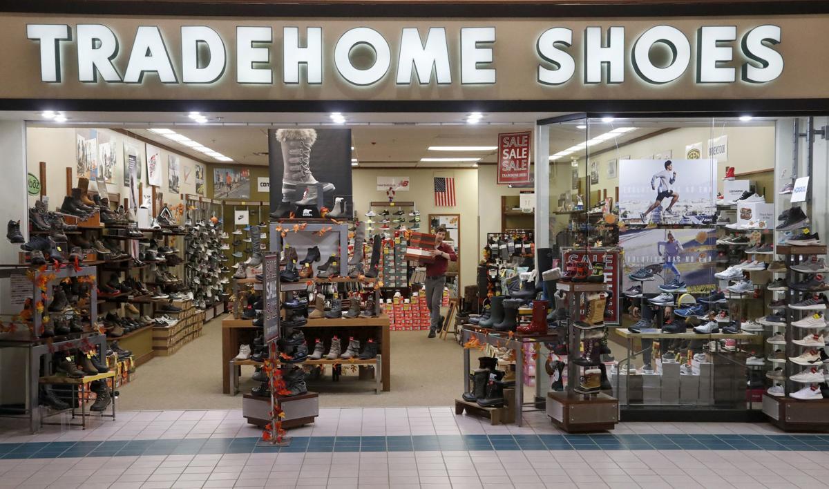 Tradehome Shoes Logo