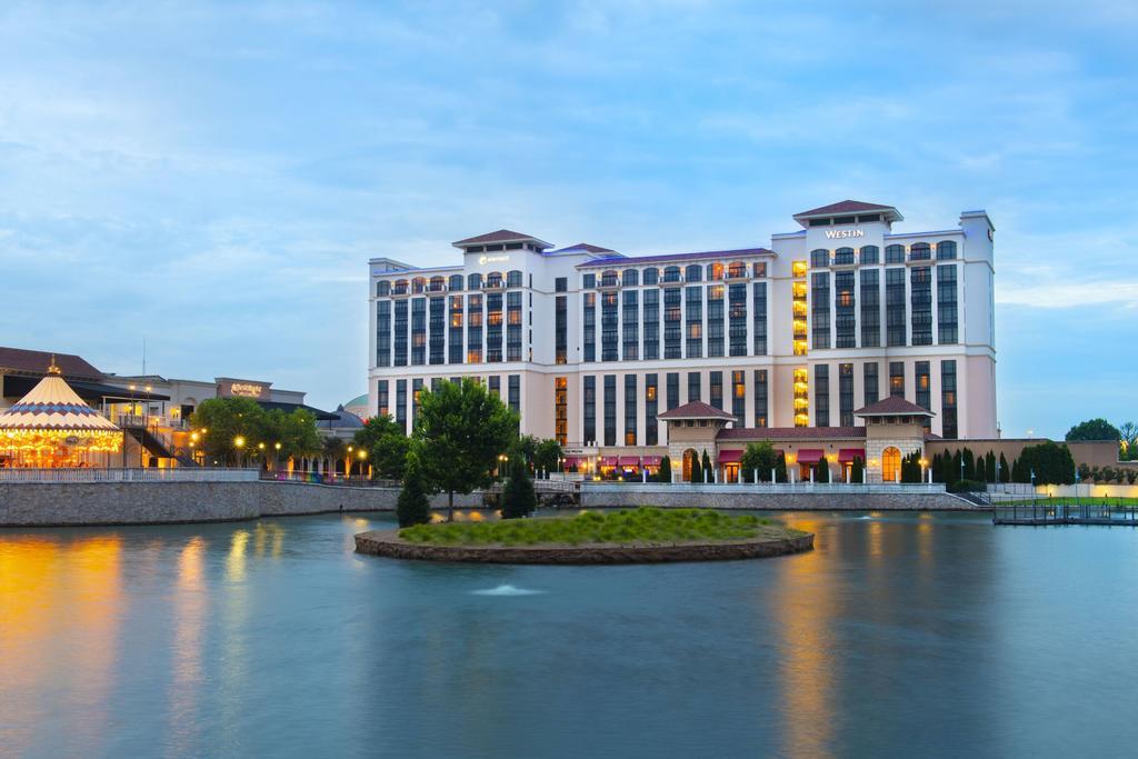 Element by Westin Logo LogoDix