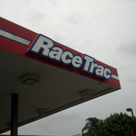 RaceTrac Gas Station Logo