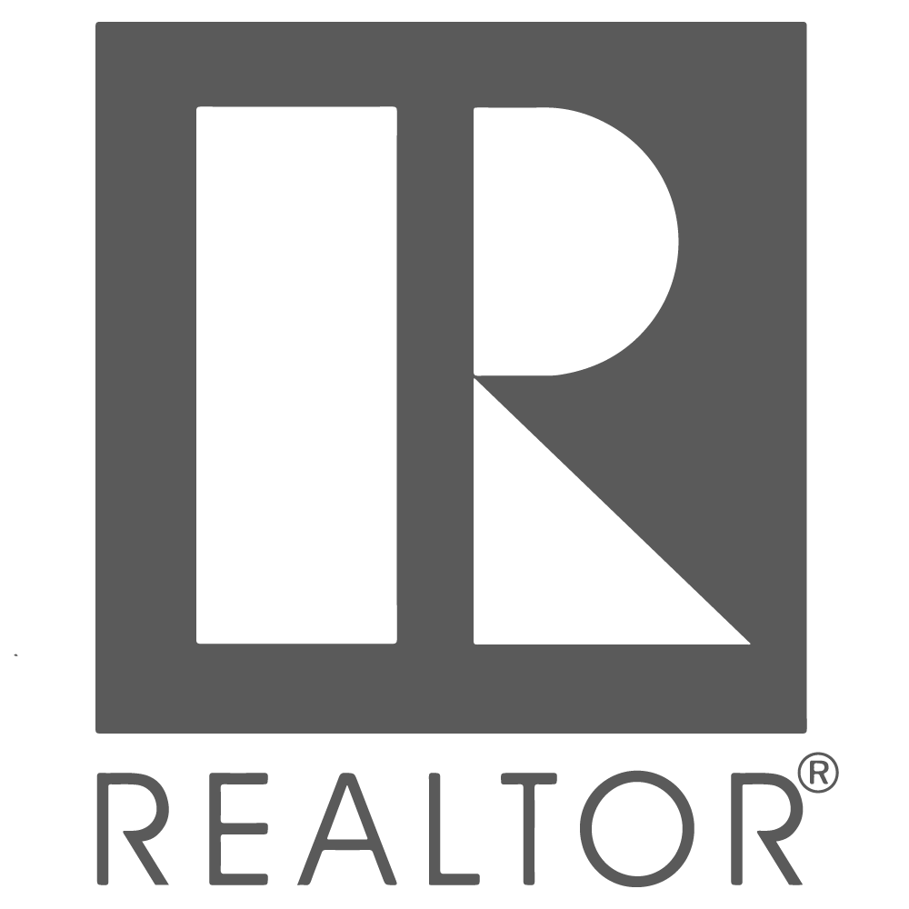 Realtor R Logo