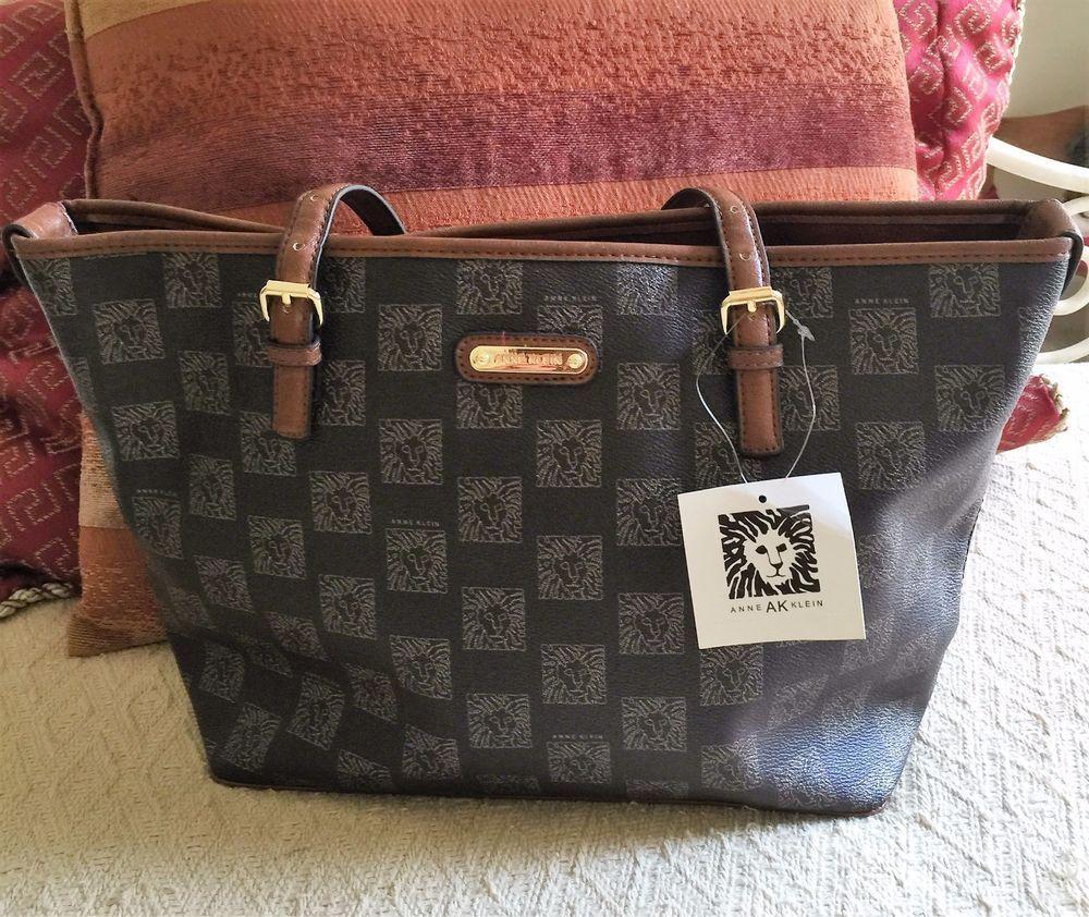 Purse with Lion Logo