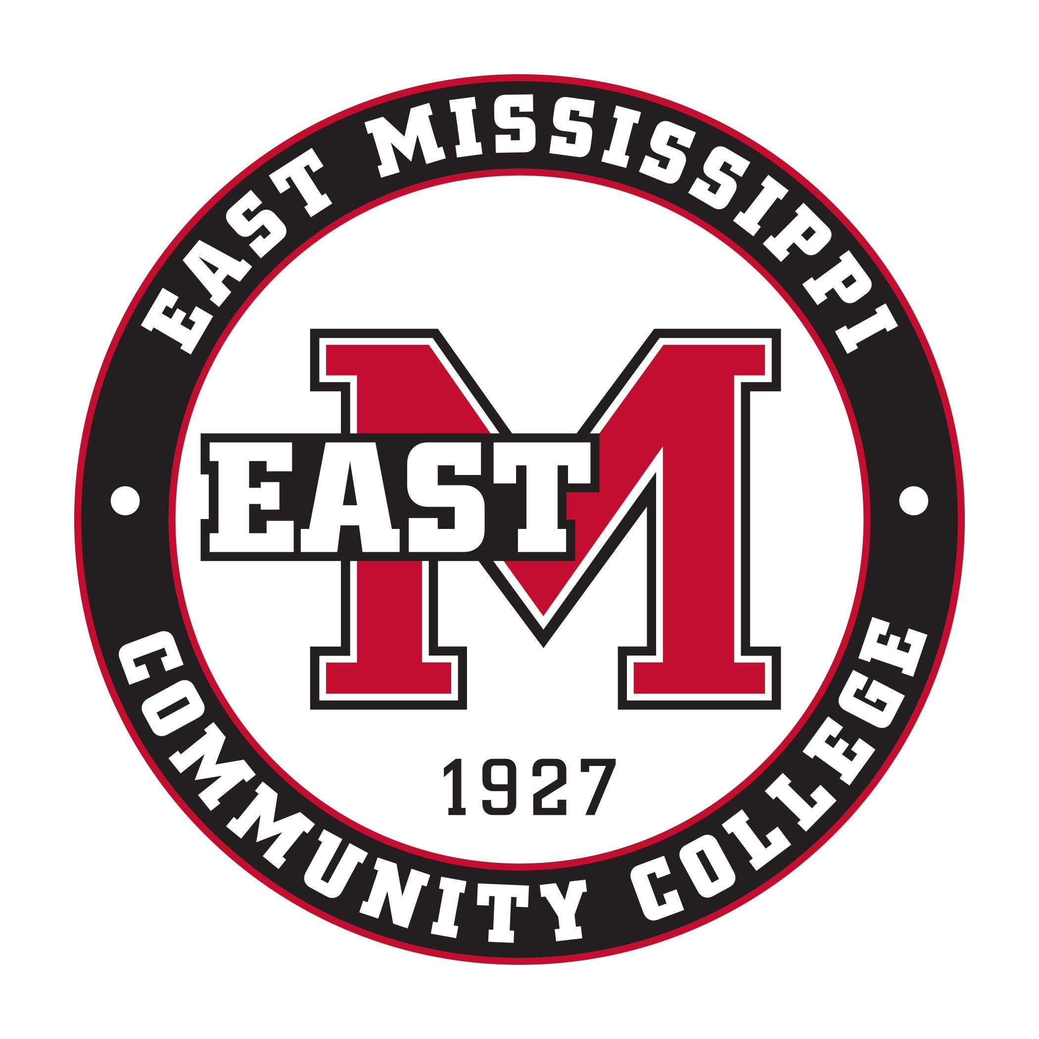 EMCC Lions Football Logo