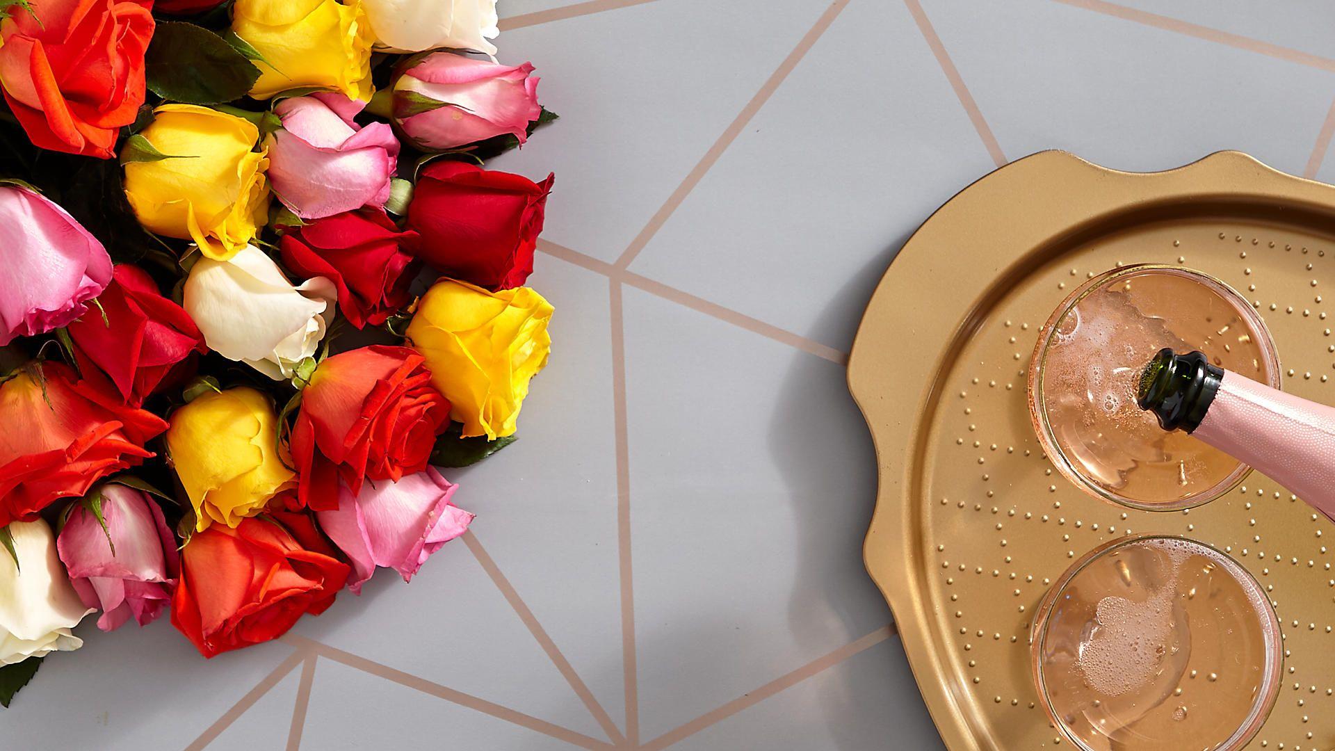 Rainbow Flower Company Logo