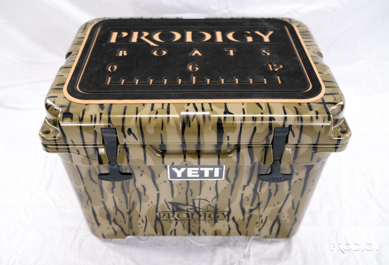 Camo YETI COOLERS Logo LogoDix