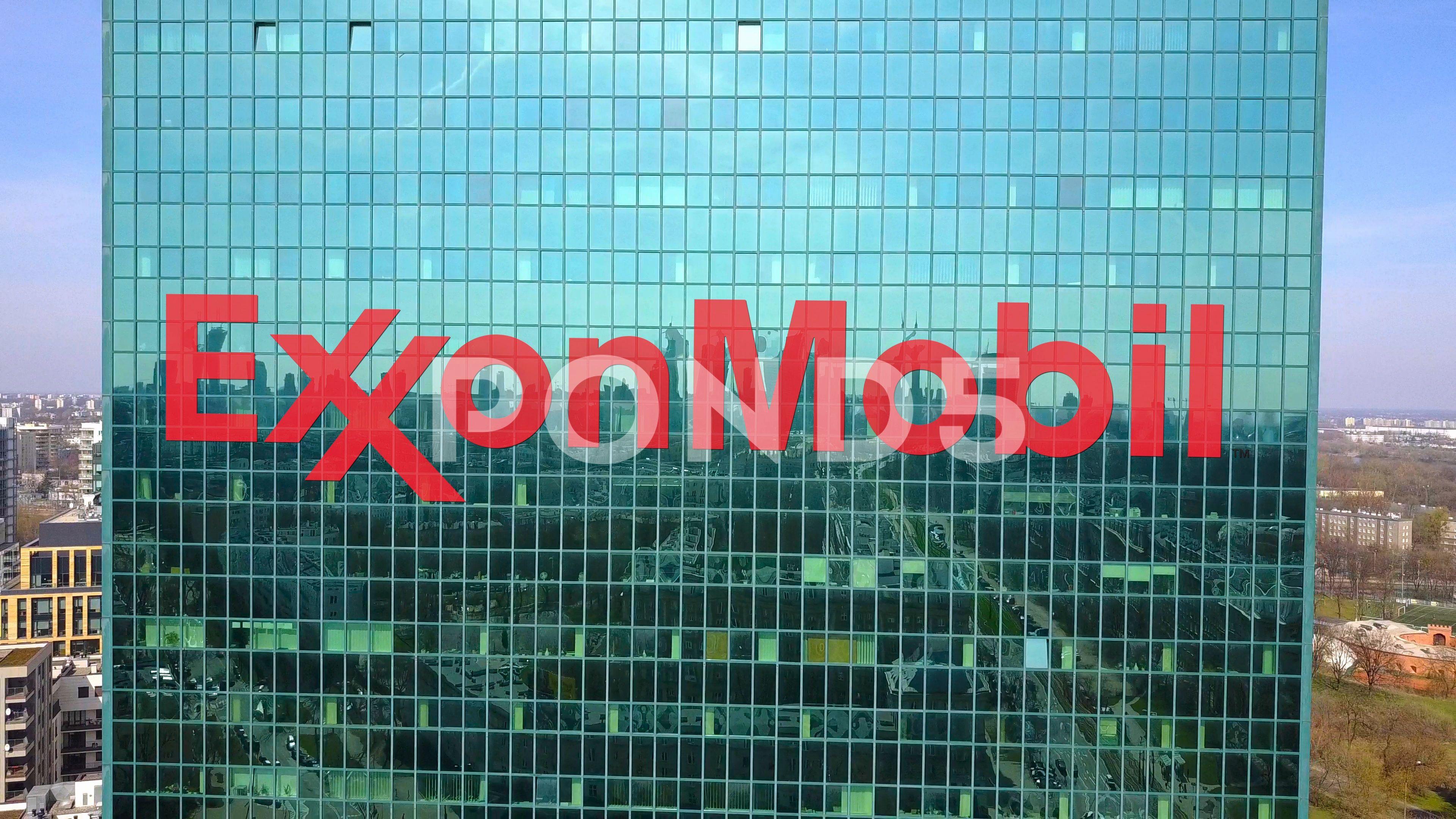ExxonMobil Logo LogoDix