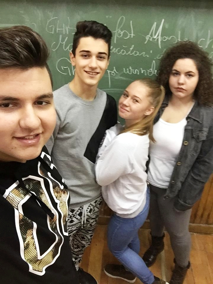 RĂZVAN GHERMAN & RUBEN NISTOR Ghibu a fost Master Chef! LOGO paper